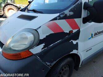 2003-renault-trafic-1442842-46607603
