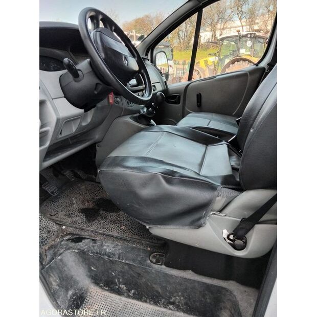 2003 Renault Trafic-46607607