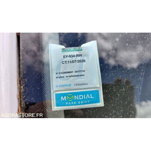 2018 Renault Megane-46607650