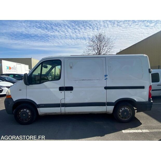 2010 رينو Master-46607661