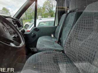 2010-ford-transit-1442848-46607673