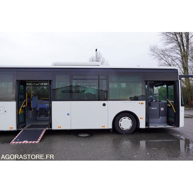 2016 Iveco CROSSWAY LE-46607761