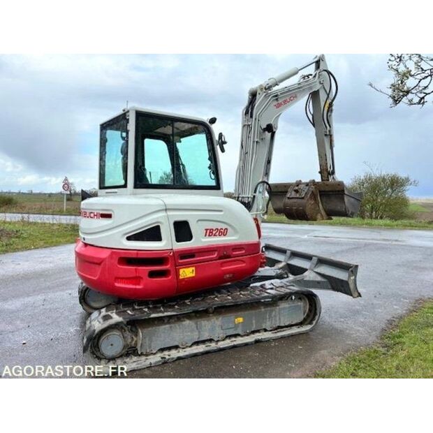 2017 TAKEUCHI TB 260-46607853