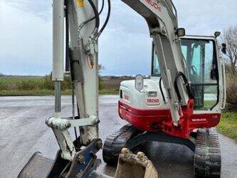 2017-takeuchi-tb-260-1442345-46607854