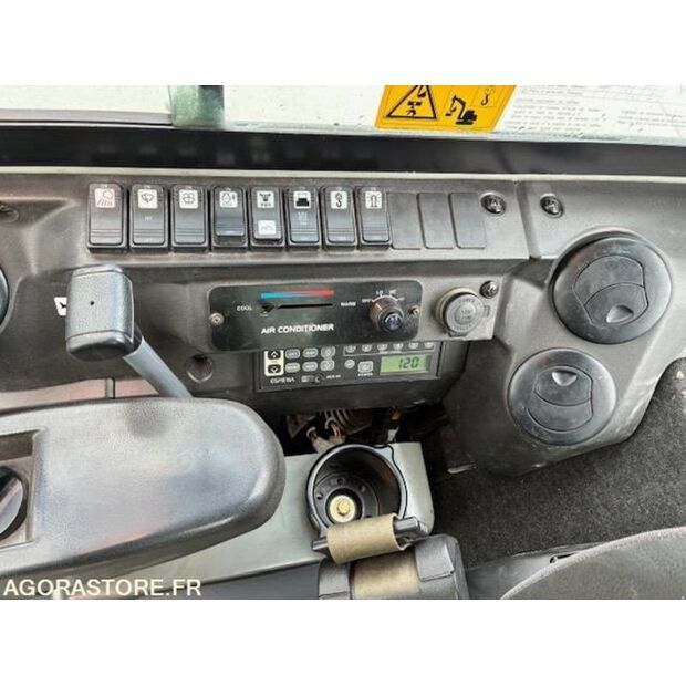 2017 TAKEUCHI TB 260-46607862