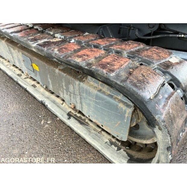 2017 TAKEUCHI TB 260-46607869