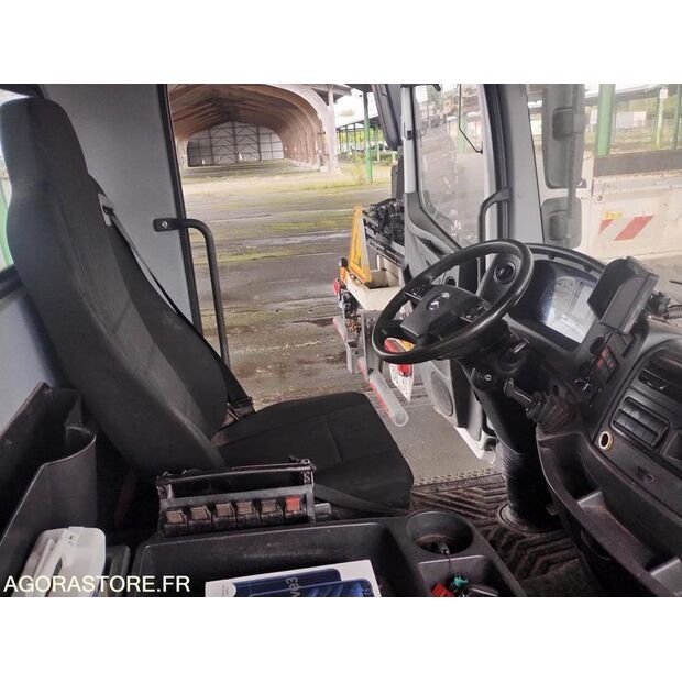 2016 Mercedes-Benz ATEGO-46607884