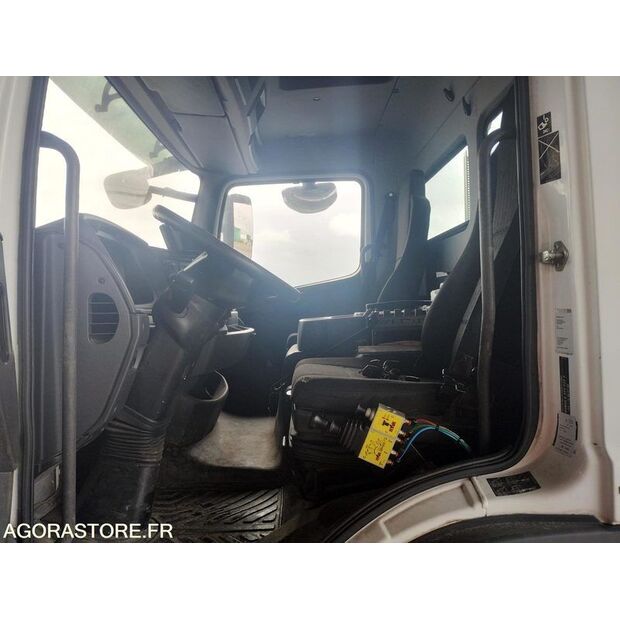 2016 Mercedes-Benz ATEGO-46607886