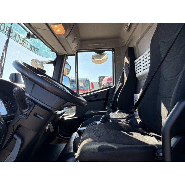 2021 Iveco 120E-46607932
