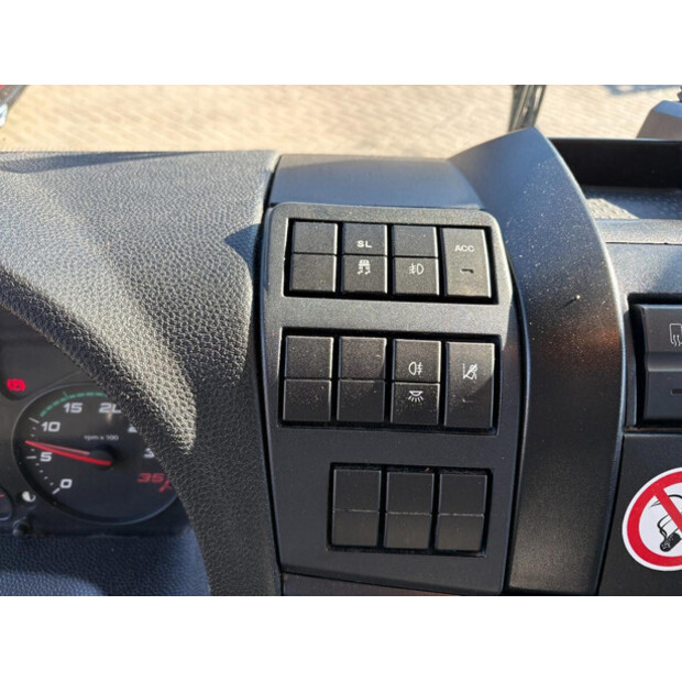 2021 Iveco 120E-46607948