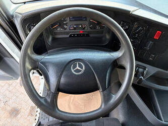 2007-mercedes-benz-axor-1442853-46608000