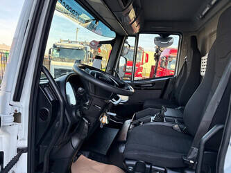 2020-iveco-120e-46608017