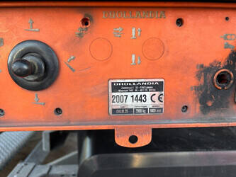 2020-iveco-120e-46608021