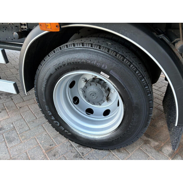 2020 Iveco 120E-46608024