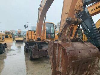 2021-hyundai-210w-1442871-46608140