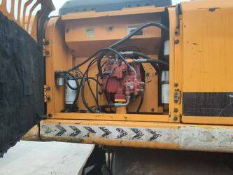 2021-hyundai-210w-1442871-46608143