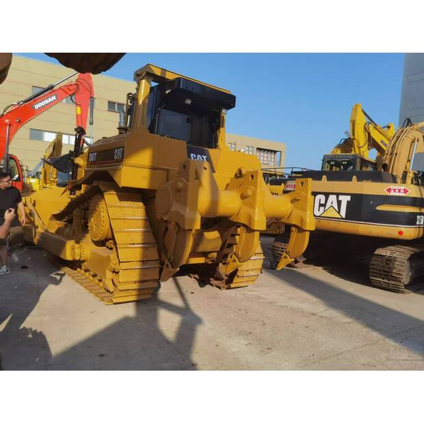 2021 كاتربيلر D8T-46608166