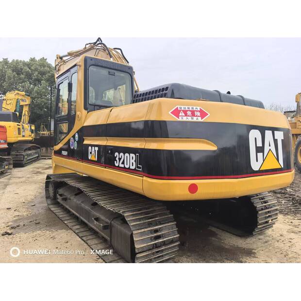 2022 كاتربيلر 320BL-46608198