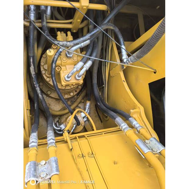 2022 كاتربيلر 320BL-46608203