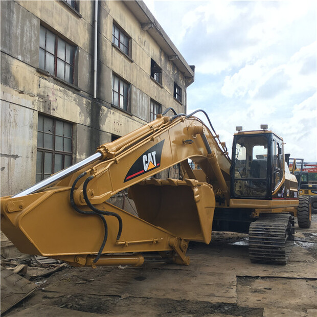 2022 كاتربيلر 330BL-46608210