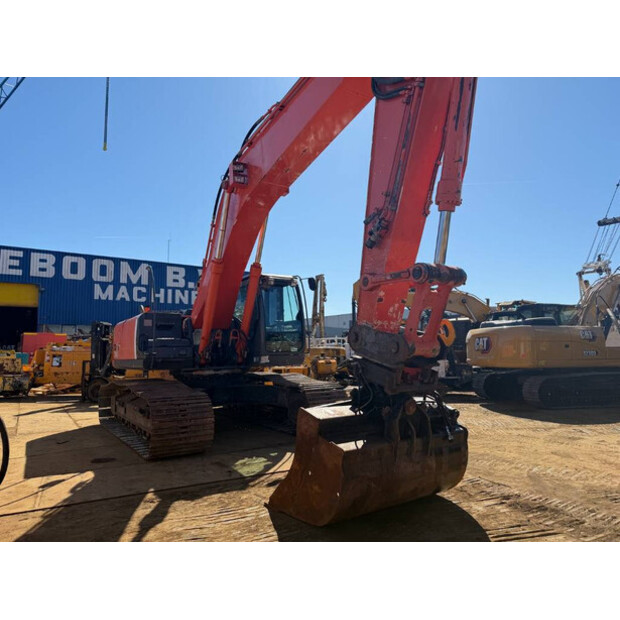 2011 Hitachi ZX 350 LC-3-46608279