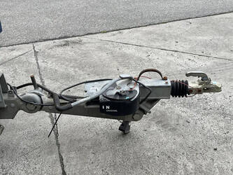 2015-compair-c200-1442899-46608581