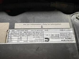 2015-compair-c200-1442899-46608595