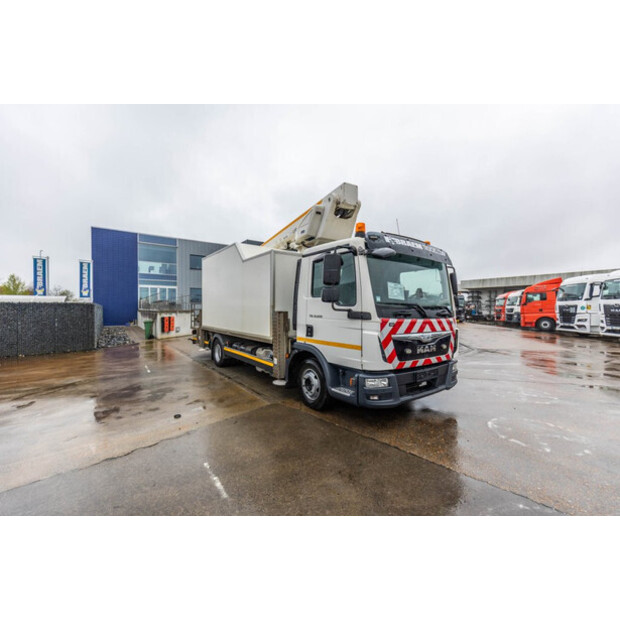 2016 MAN TGL 12.220-46608667