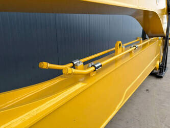 2026-komatsu-pc210-1442947-46609143