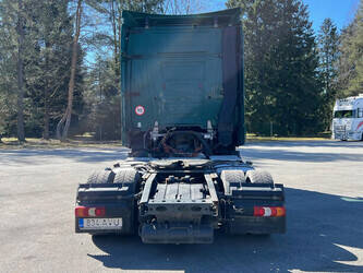 2016-mercedes-benz-actros-mega-46609232