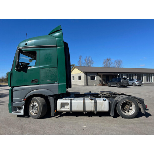 2016 Mercedes-Benz Actros MEGA-46609247