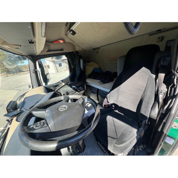 2016 Mercedes-Benz Actros MEGA-46609249