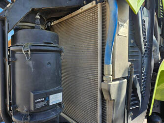 2013-claas-axion-950-1412039-46609346