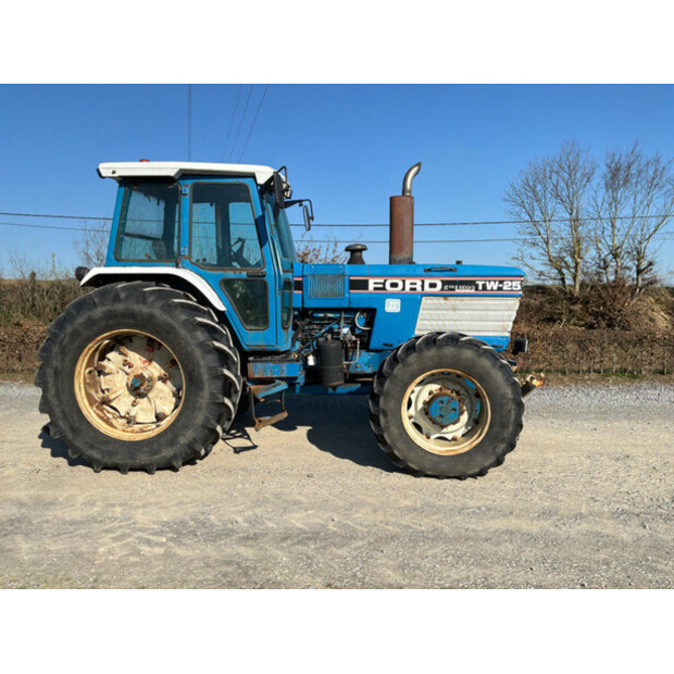 1986 فورد TW-25-46609464