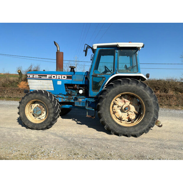 1986 فورد TW-25-46609468