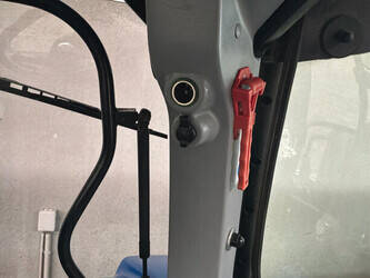 2014-new-holland-t7-185-1442973-46609719