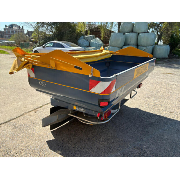 2010 Bogballe M2W QZ-46610061