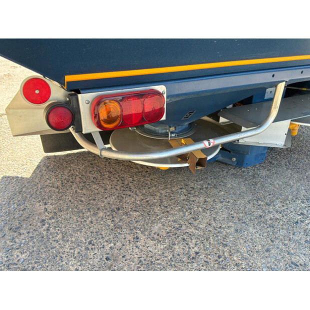 2010 Bogballe M2W QZ-46610065