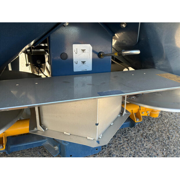 2010 Bogballe M2W QZ-46610067