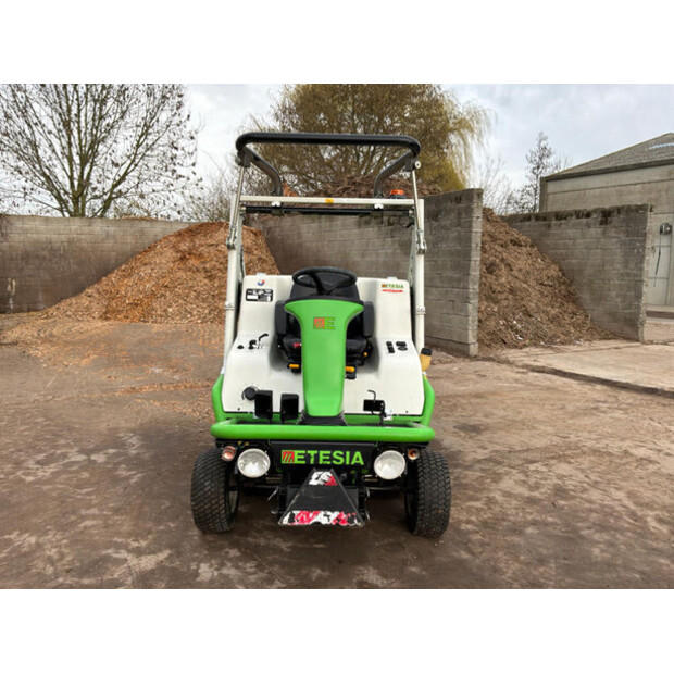2023 Etesia HYDRO 124D-46610123