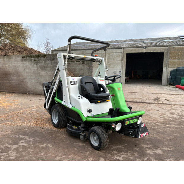 2023 Etesia HYDRO 124D-46610124