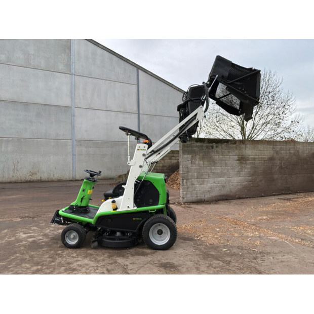 2023 Etesia HYDRO 124D-46610130