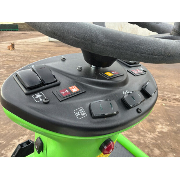 2023 Etesia HYDRO 124D-46610137