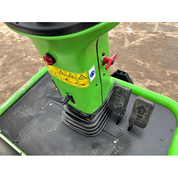 2023 Etesia HYDRO 124D-46610139