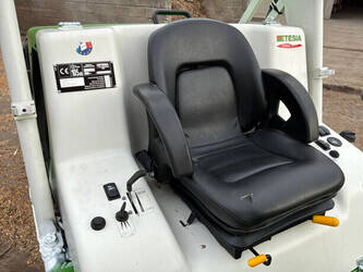 2023-etesia-hydro-124d-46610140