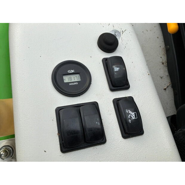 2023 Etesia HYDRO 124D-46610142