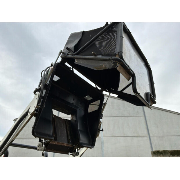 2023 Etesia HYDRO 124D-46610147