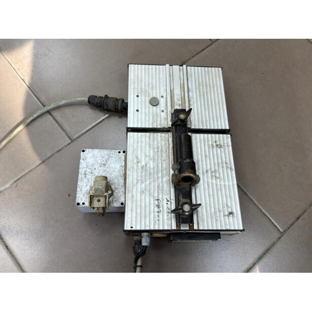 2002 Beyne PLK40/3500/280/9A-46610165