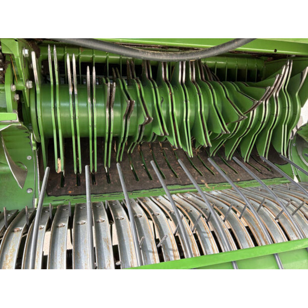 2021 Krone Comprima V210XC-46610305