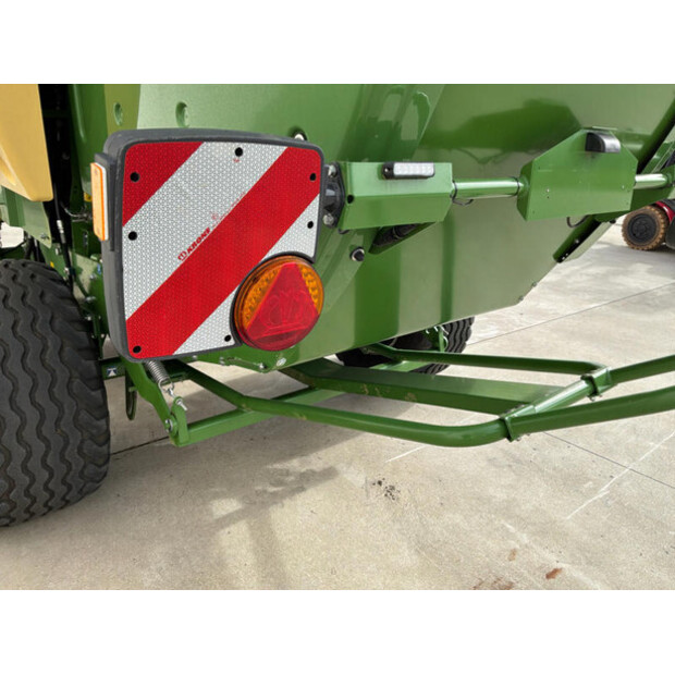 2021 Krone Comprima V210XC-46610322